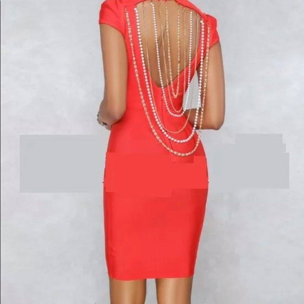 Back Pearled Red Bodycon Dress